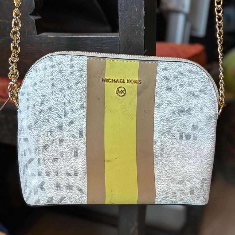 Michael Kors White and Gold Crossbody BagNWOT